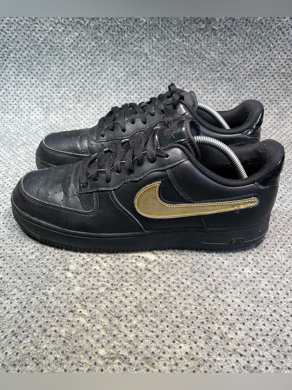 Nike Air Force One Removable Swoosh Shoes Size 10.5 Men’s
